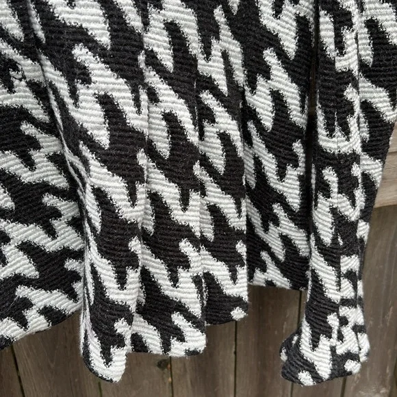 Armani Collezioni size 10 wool blend cardigan (blazer)! - Picture 8 of 8